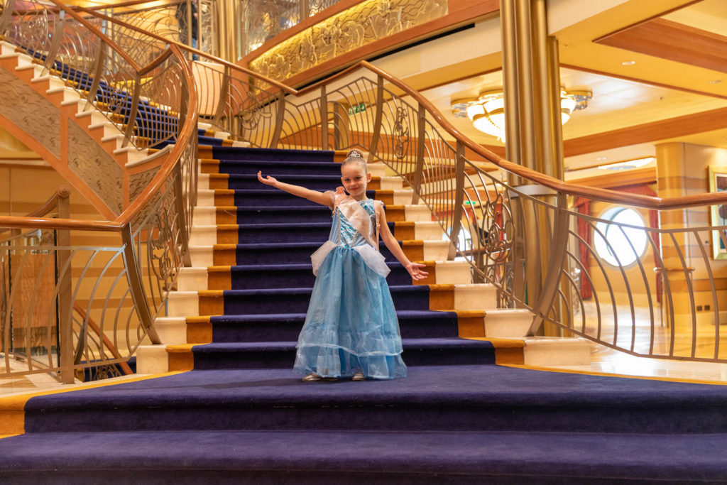 girls makeover on the disney cruise bibbidi bobbidi boutique